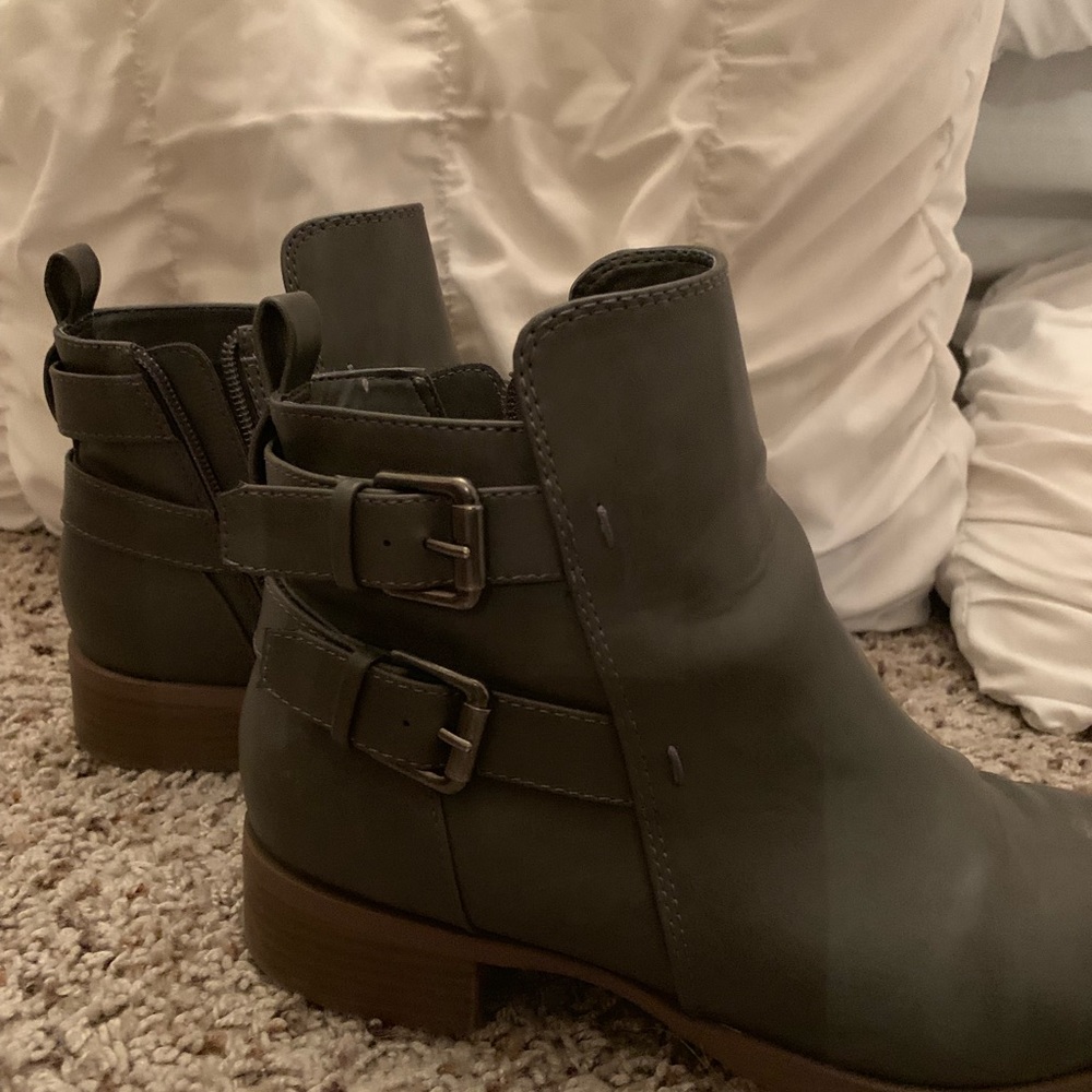 Ankle boots